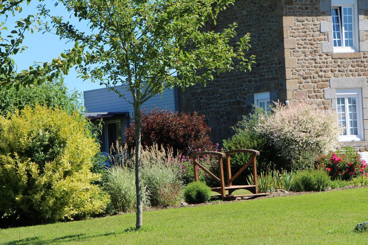Gite D'Anne Et Ulysse Sept-Freres Exterior photo